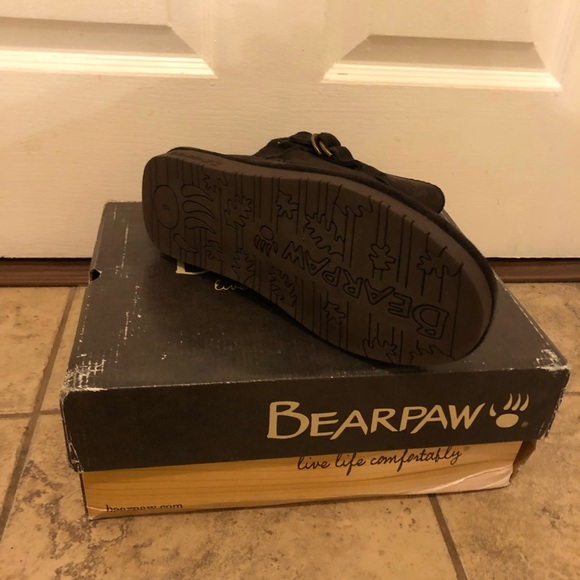 Chocolate Bearpaws NIB - Picture 3 of 4